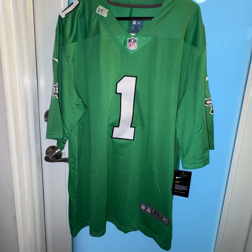 Nike Philadelphia eagles Kelly green Jalen hurts NWT limited edition jersey!